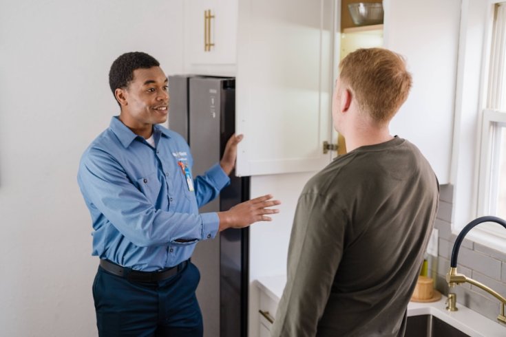 >How to Save Money With Energy-Efficient Indoor Lighting